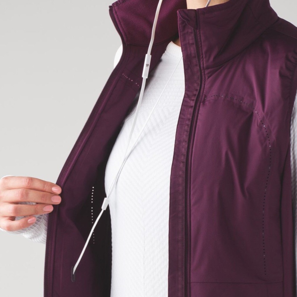 Lululemon Plum Run for Cold Vest - Picture 3 of 8